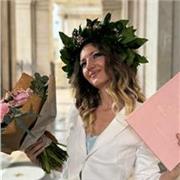 Laureata in lingue offre lezioni di inglese